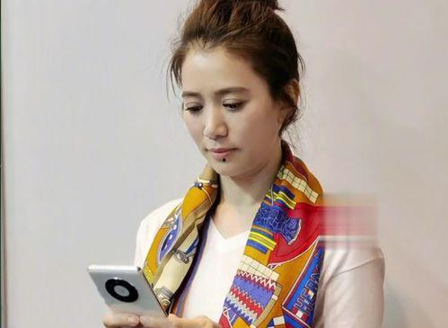 娱乐圈喜欢吃瓜的明星是谁,揭秘最爱吃瓜的明星是谁