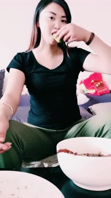 娱乐吃瓜酱吸引力,揭秘明星幕后故事，带你领略娱乐圈魅力